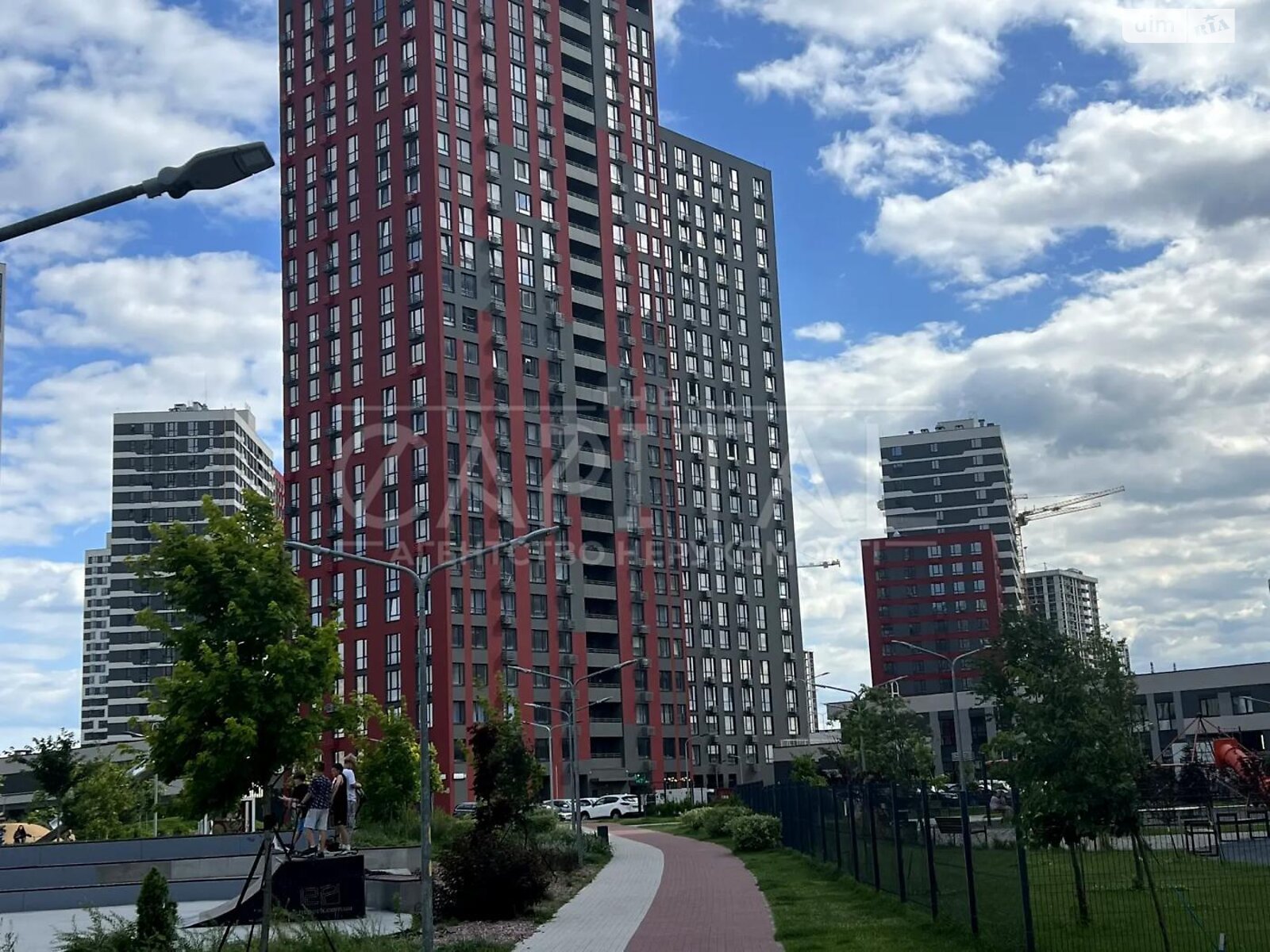 Продажа двухкомнатной квартиры в Киеве, на просп. Европейского Союза 53/46, район Подольский фото 1