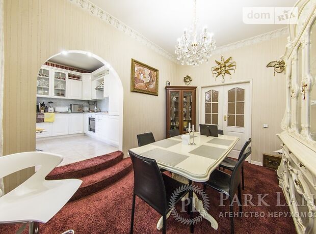 Продажа трехкомнатной квартиры в Киеве, на ул. Фрунзе 109б район Подольский фото 1 Продажа трехкомнатной квартиры в Киеве, на ул. Фрунзе 109б район Подольский фото 1