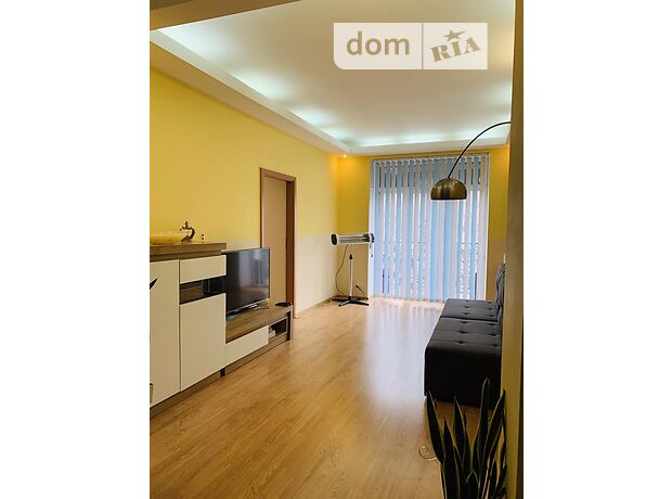 Продажа трехкомнатной квартиры в Киеве, на пер. Хорива район Подольский фото 1 Продажа трехкомнатной квартиры в Киеве, на пер. Хорива район Подольский фото 1