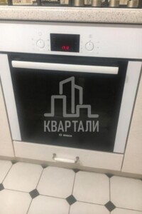 Продаж трикімнатної квартири в Києві, на вул. Івана Кавалерідзе 9, район Подільський фото 2