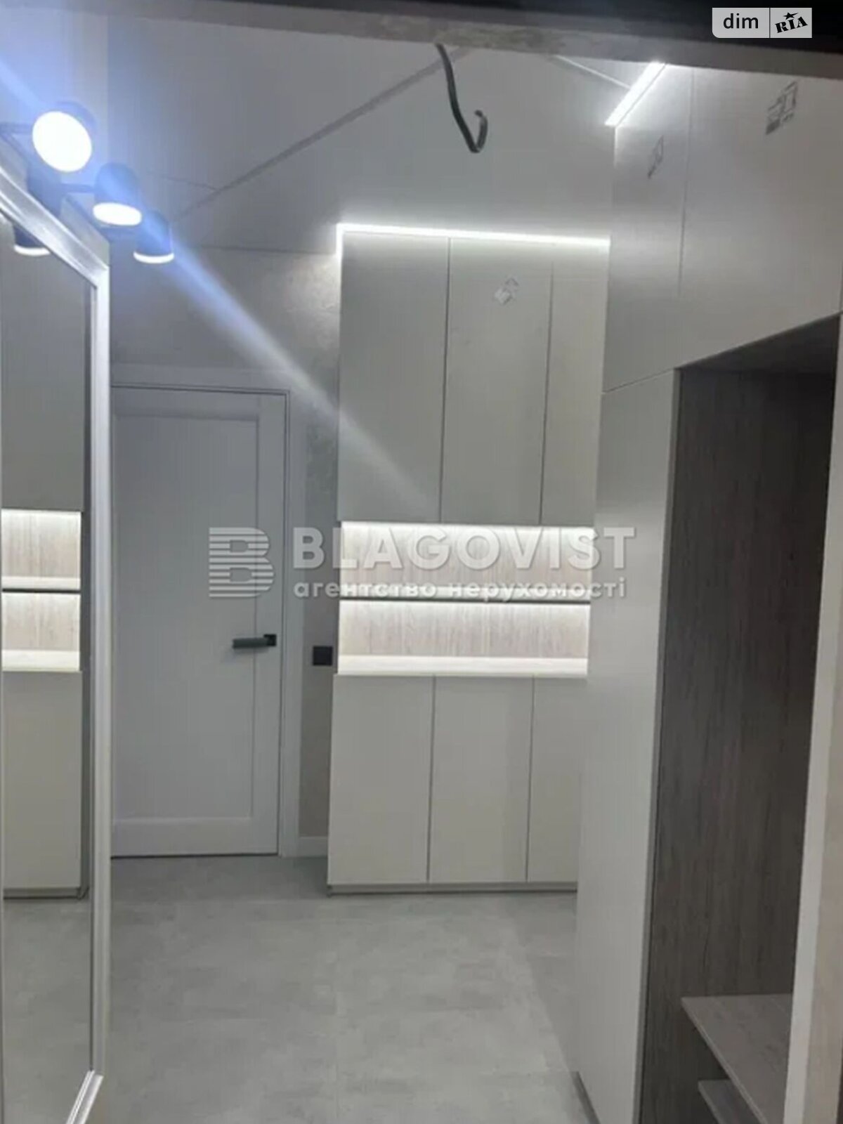 Продаж двокімнатної квартири в Києві, на вул. Івана Виговського 42, район Подільський фото 1 Продаж двокімнатної квартири в Києві, на вул. Івана Виговського 42, район Подільський фото 1