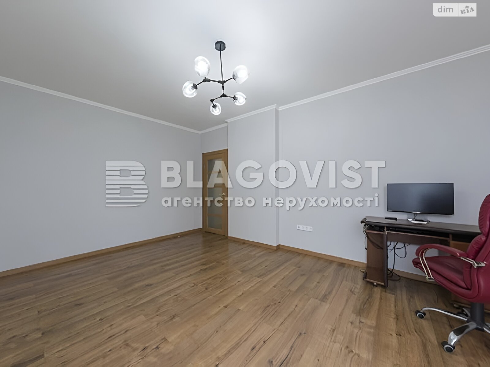 Продаж трикімнатної квартири в Києві, на вул. Івана Виговського 10М, район Подільський фото 1 Продаж трикімнатної квартири в Києві, на вул. Івана Виговського 10М, район Подільський фото 1