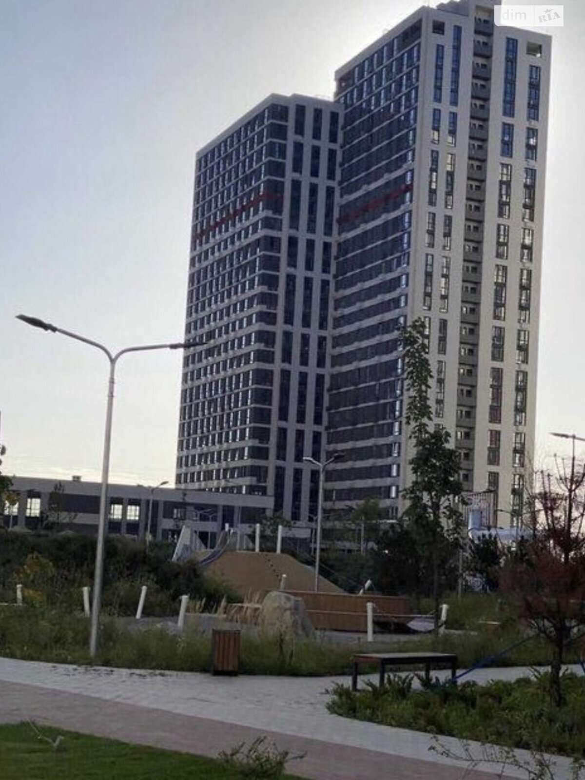 Продаж двокімнатної квартири в Києві, на вул. Івана Виговського 40/12, район Подільський фото 1