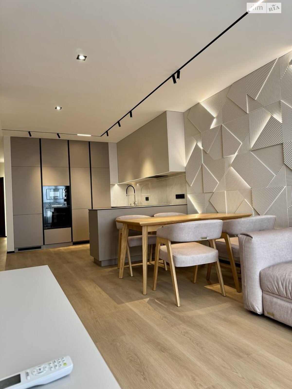 Продажа двухкомнатной квартиры в Киеве, на ул. Ивана Выговского 44, кв. 23, район Подольский фото 1 Продажа двухкомнатной квартиры в Киеве, на ул. Ивана Выговского 44, кв. 23, район Подольский фото 1