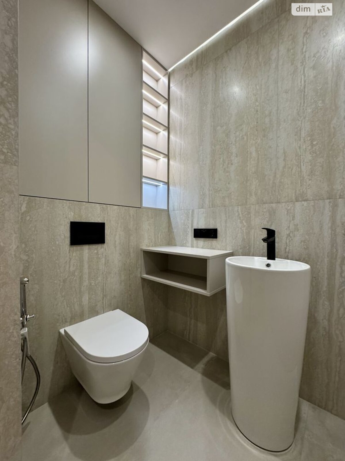 Продажа двухкомнатной квартиры в Киеве, на ул. Ивана Выговского 44, кв. 23, район Подольский фото 1 Продажа двухкомнатной квартиры в Киеве, на ул. Ивана Выговского 44, кв. 23, район Подольский фото 1