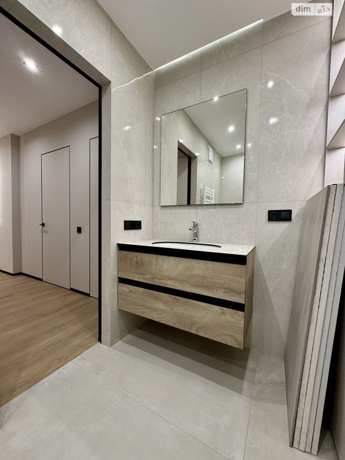 Продажа двухкомнатной квартиры в Киеве, на ул. Ивана Выговского 44, кв. 23, район Подольский фото 1 Продажа двухкомнатной квартиры в Киеве, на ул. Ивана Выговского 44, кв. 23, район Подольский фото 1