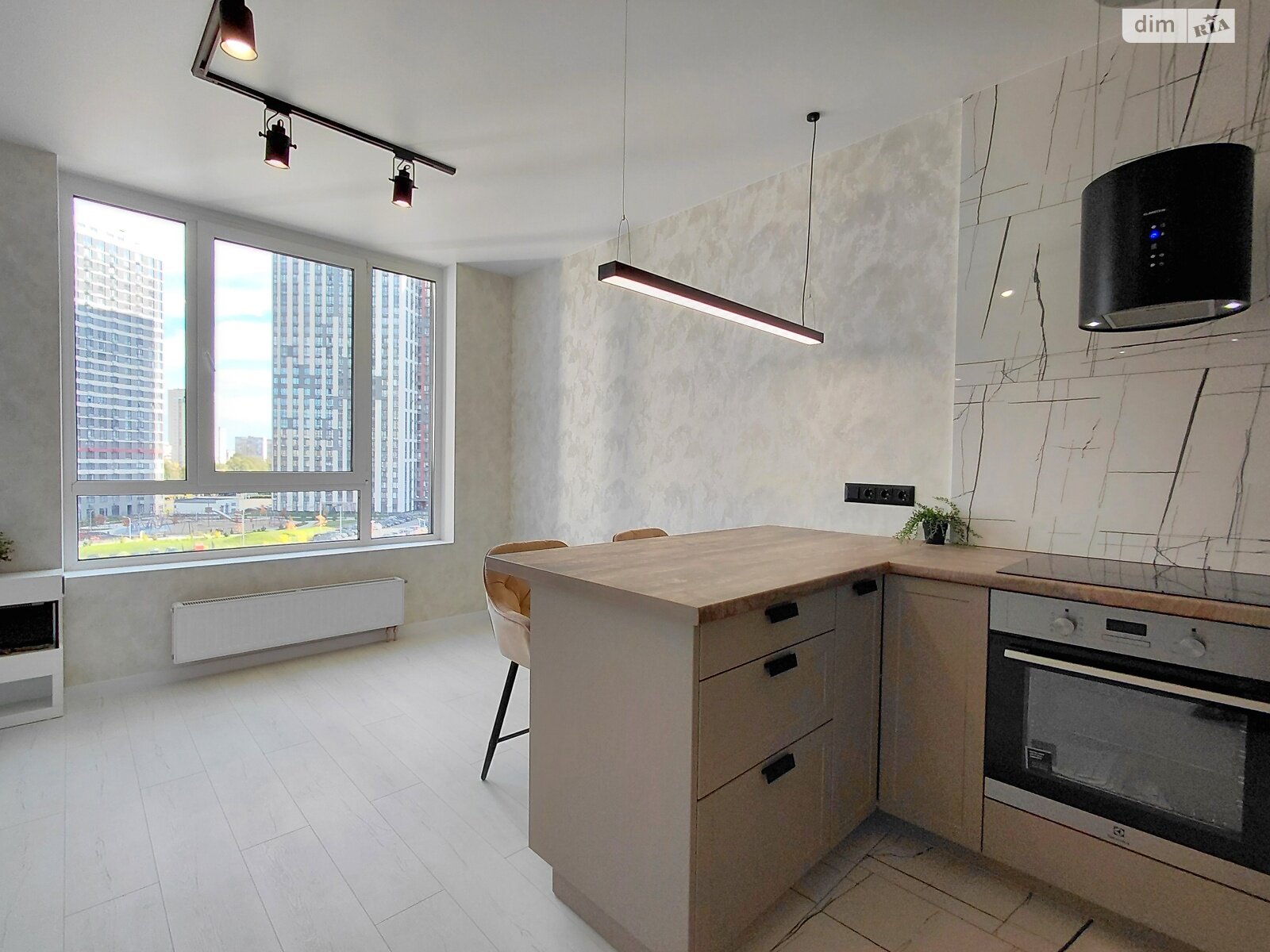 Продажа однокомнатной квартиры в Киеве, на ул. Ивана Выговского 44, район Подольский фото 1