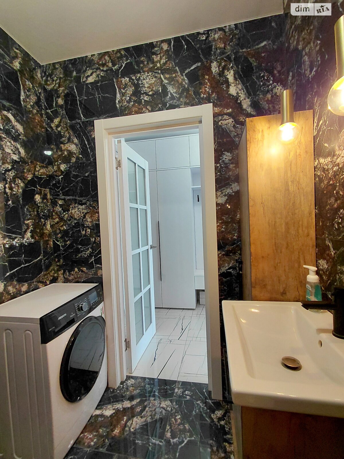 Продажа однокомнатной квартиры в Киеве, на ул. Ивана Выговского 44, район Подольский фото 1