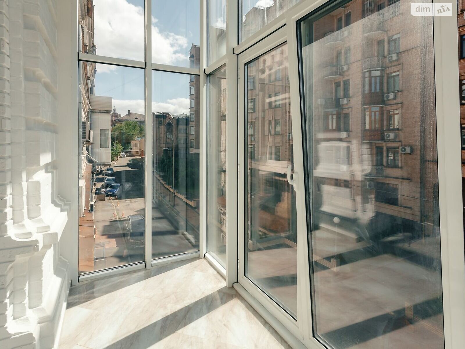 Продажа двухкомнатной квартиры в Киеве, на ул. Кудрявская 16, район Подольский фото 1