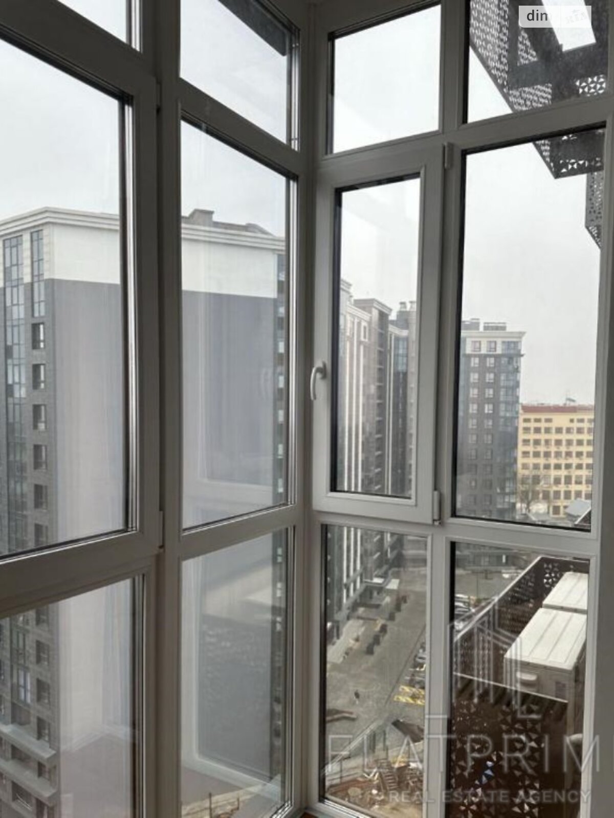 Продажа однокомнатной квартиры в Киеве, на ул. Кудрявская 45, район Подольский фото 1 Продажа однокомнатной квартиры в Киеве, на ул. Кудрявская 45, район Подольский фото 1