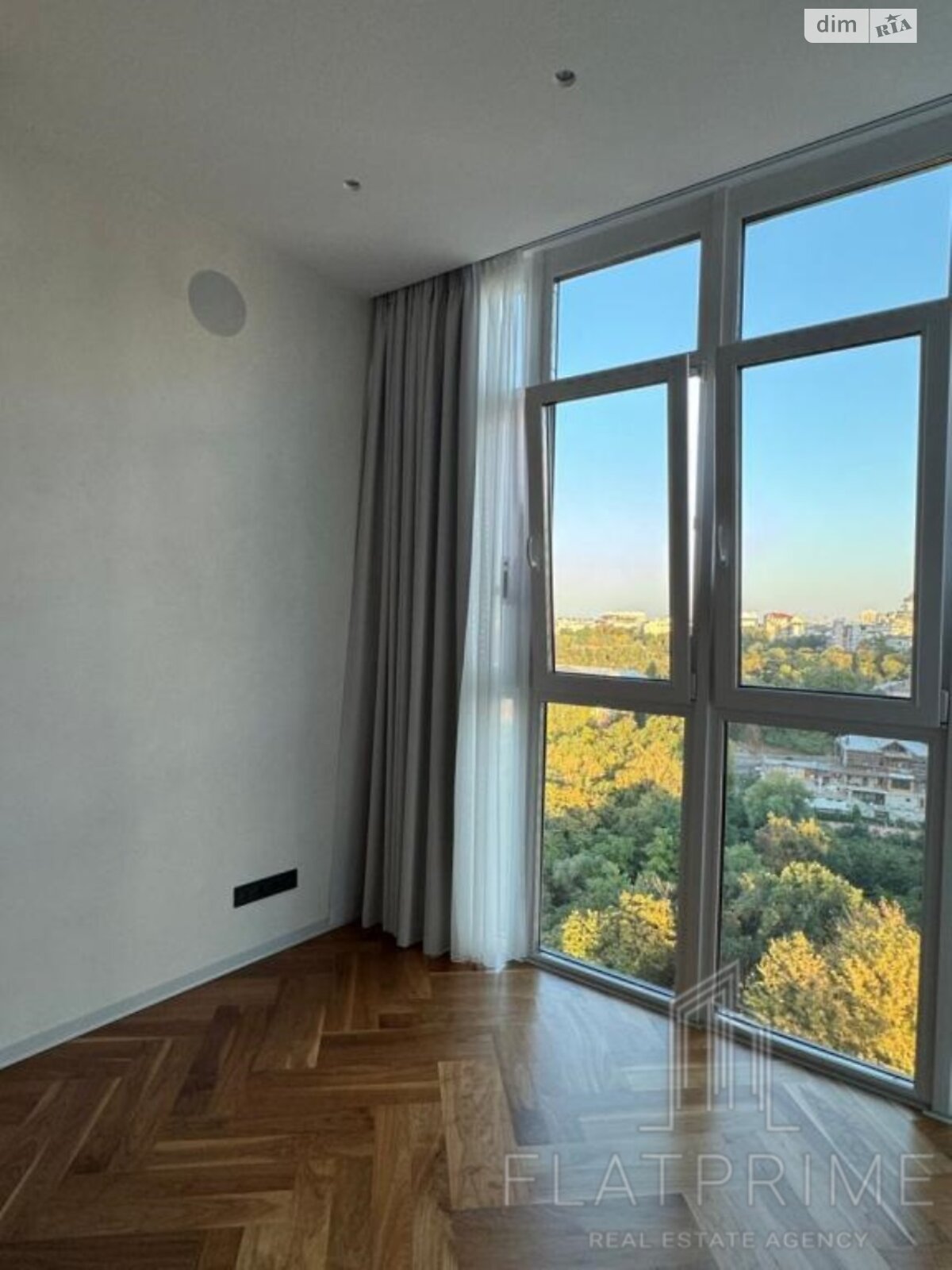 Продажа однокомнатной квартиры в Киеве, на ул. Кудрявская 45, район Подольский фото 1 Продажа однокомнатной квартиры в Киеве, на ул. Кудрявская 45, район Подольский фото 1