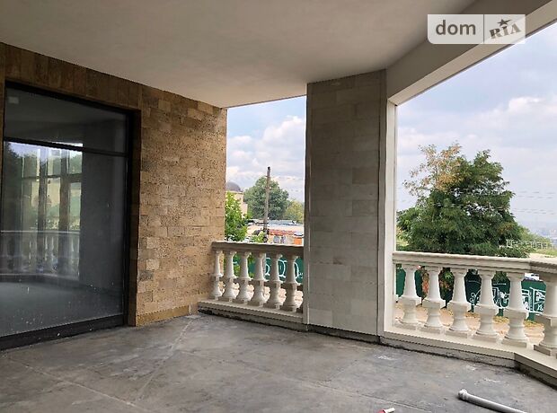 Продажа четырехкомнатной квартиры в Киеве, на пер. Лукьяновский, район Подольский фото 1 Продажа четырехкомнатной квартиры в Киеве, на пер. Лукьяновский, район Подольский фото 1
