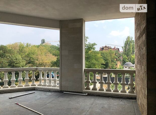 Продажа четырехкомнатной квартиры в Киеве, на пер. Лукьяновский, район Подольский фото 1 Продажа четырехкомнатной квартиры в Киеве, на пер. Лукьяновский, район Подольский фото 1