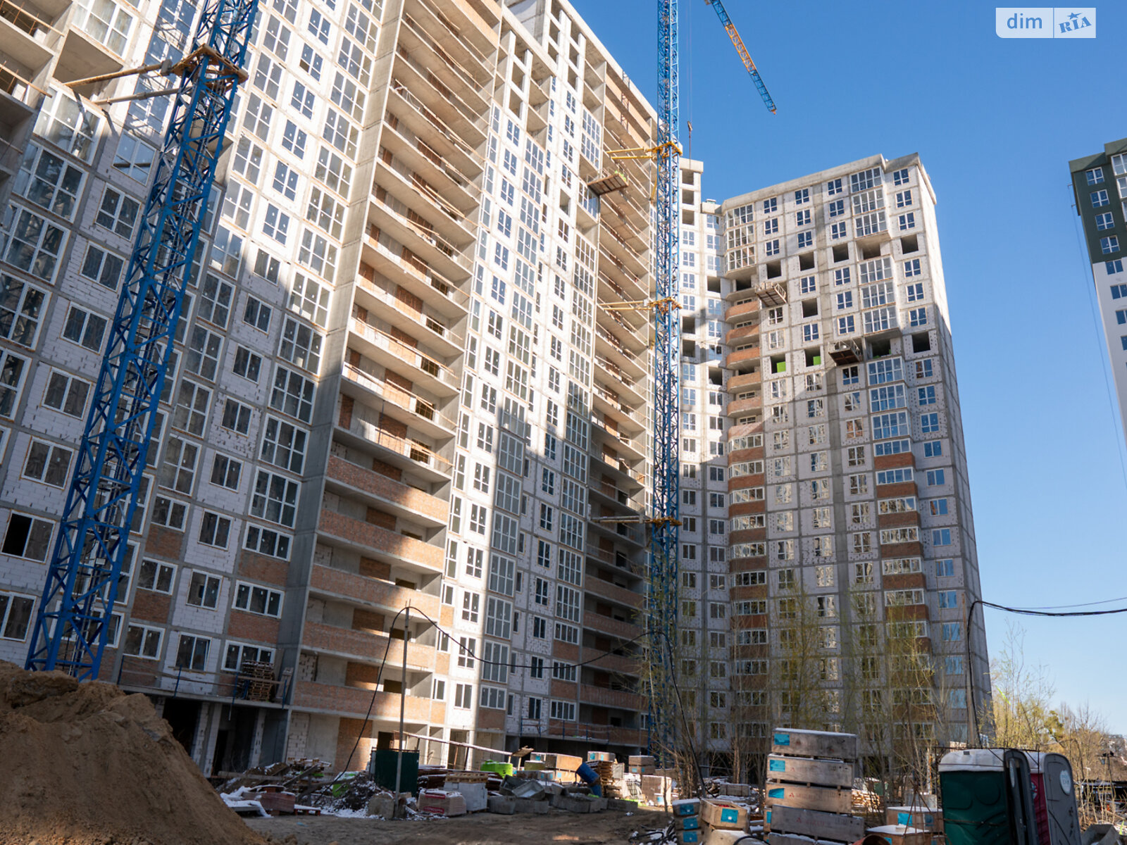 Продаж трикімнатної квартири в Києві, на вул. Івана Виговського, район Подільський фото 1 Продаж трикімнатної квартири в Києві, на вул. Івана Виговського, район Подільський фото 1