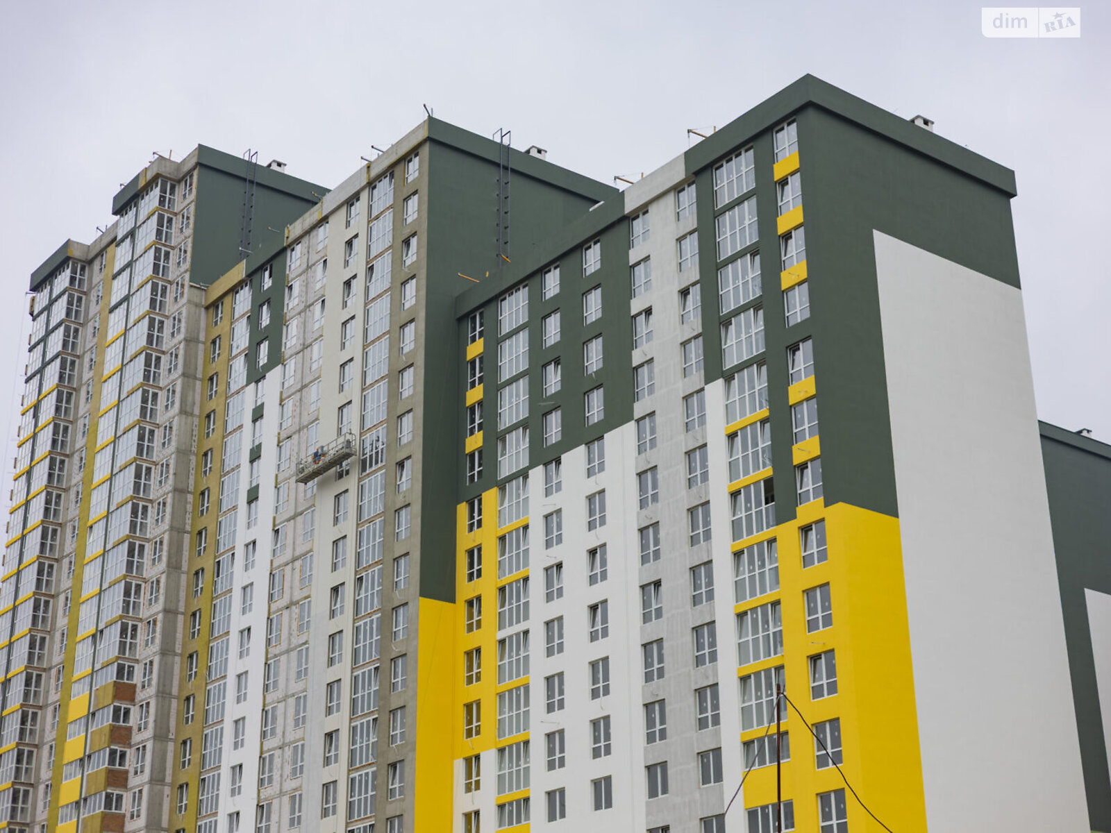 Продаж трикімнатної квартири в Києві, на вул. Івана Виговського 10Б, район Подільський фото 1