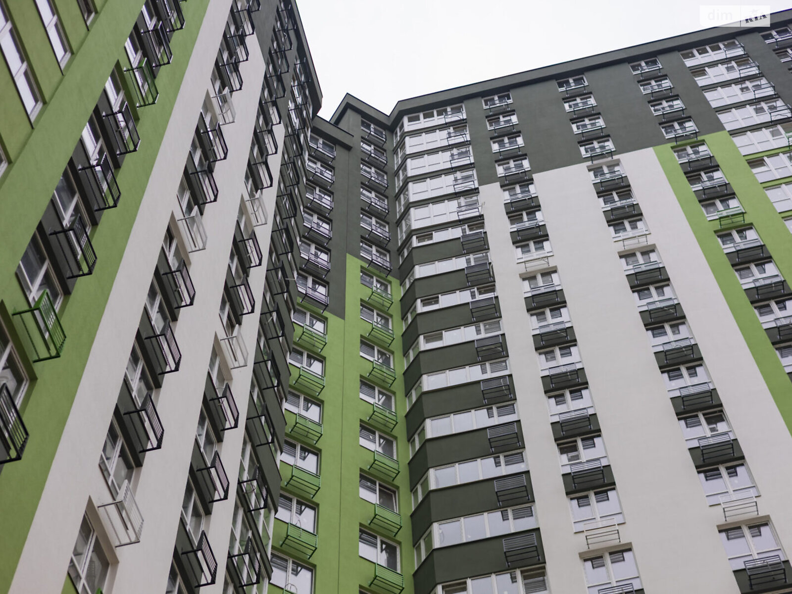 Продаж двокімнатної квартири в Києві, на вул. Івана Виговського 10Б, район Подільський фото 1