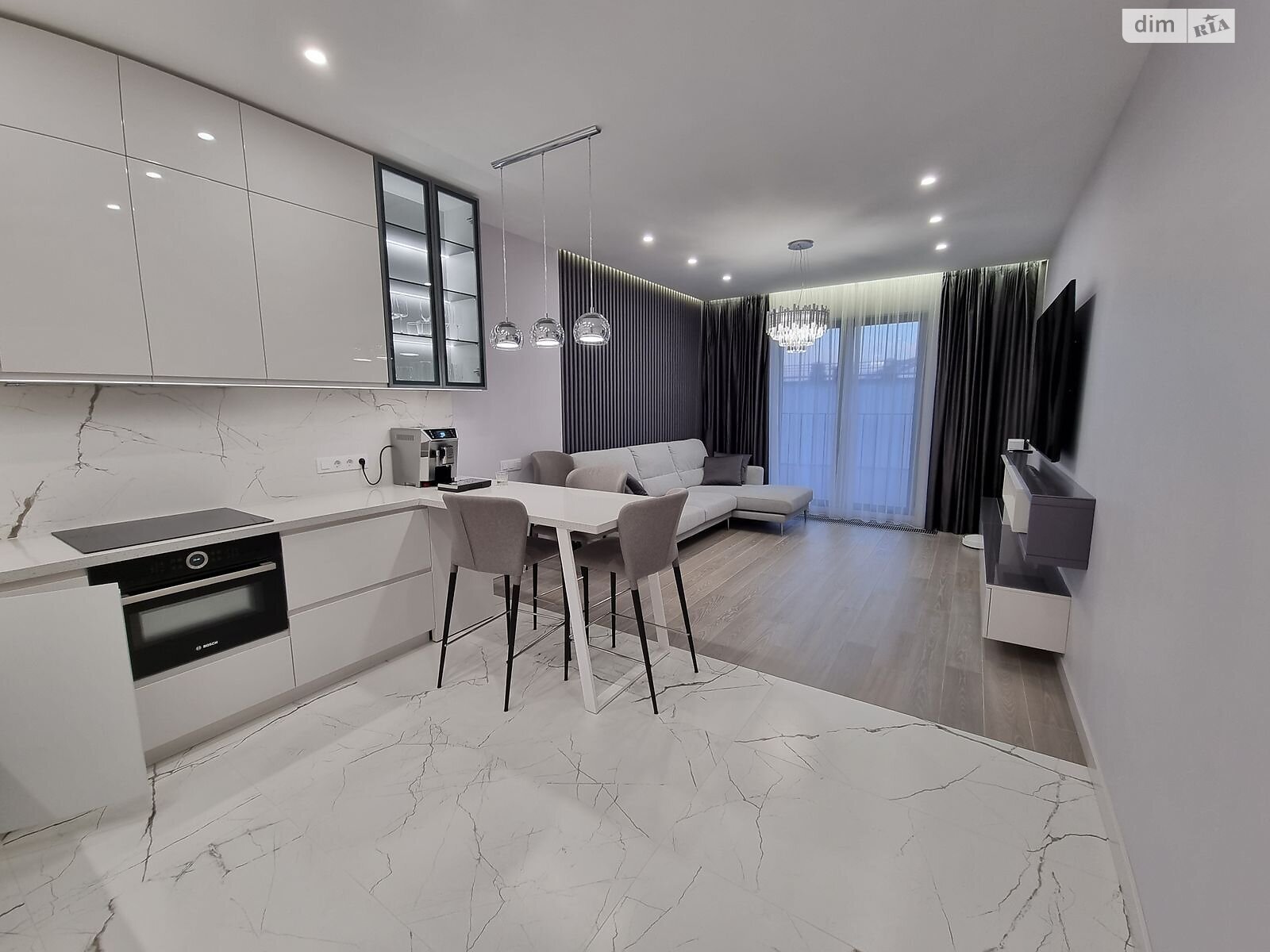 Продажа двухкомнатной квартиры в Киеве, на ул. Набережно-Рыбальская дорога 3, район Подольский фото 1