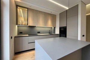 Продажа двухкомнатной квартиры в Киеве, на ул. Набережно-Рыбальская дорога 3, район Подольский фото 2