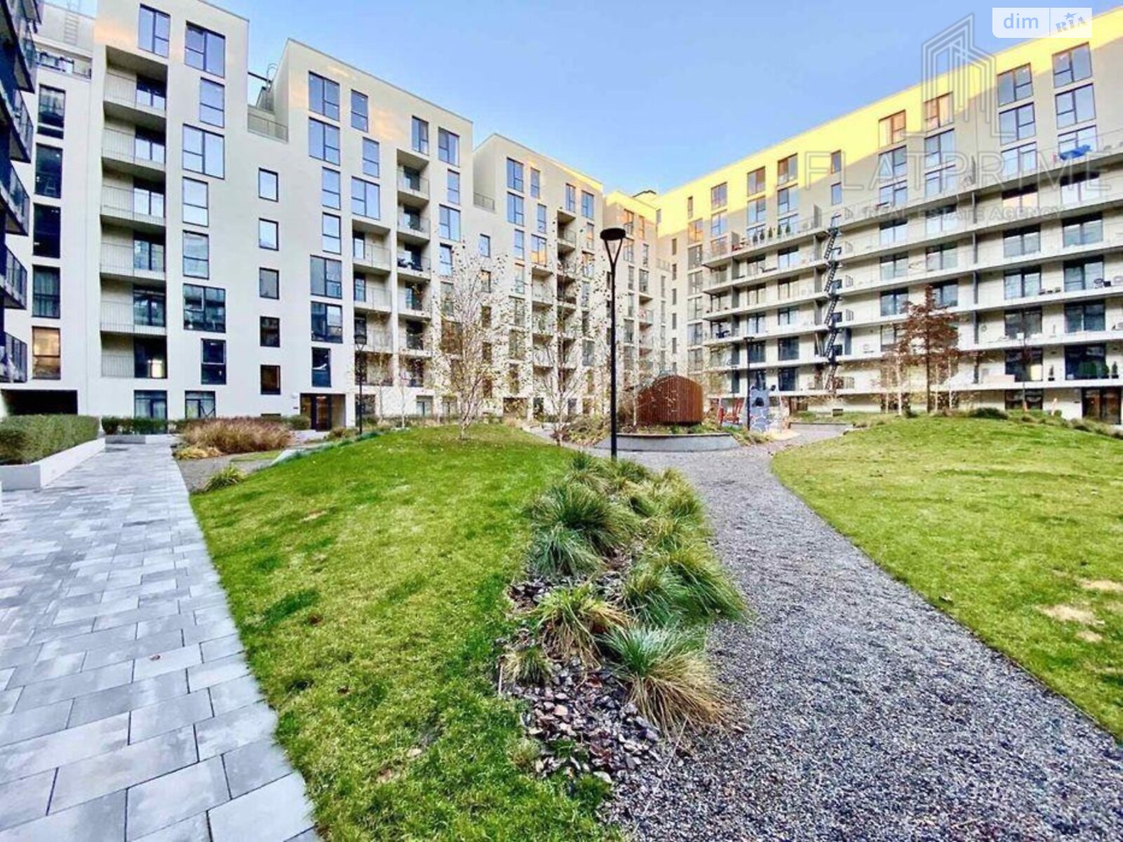 Продажа двухкомнатной квартиры в Киеве, на ул. Набережно-Рыбальская дорога 9, район Подольский фото 1 Продажа двухкомнатной квартиры в Киеве, на ул. Набережно-Рыбальская дорога 9, район Подольский фото 1