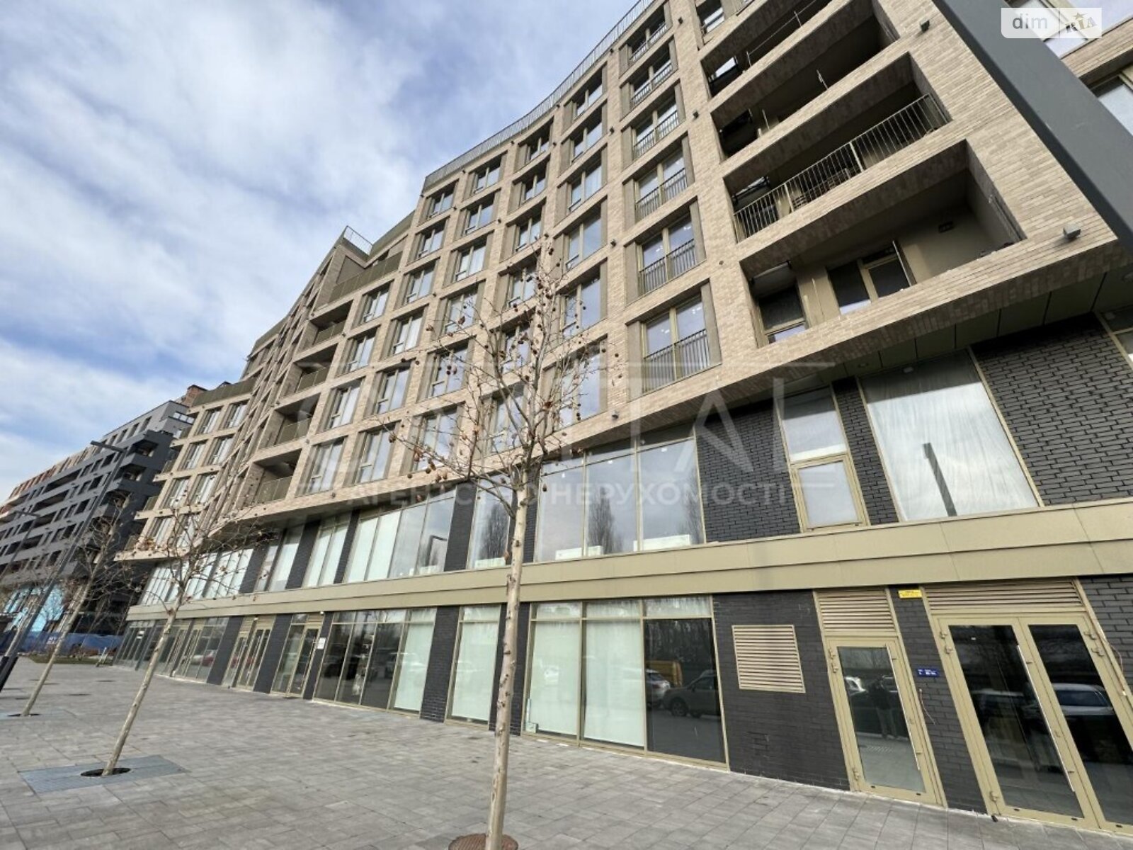 Продаж чотирикімнатної квартири в Києві, на вул. Набережно-Рибальська 5, район Подільський фото 1 Продаж чотирикімнатної квартири в Києві, на вул. Набережно-Рибальська 5, район Подільський фото 1