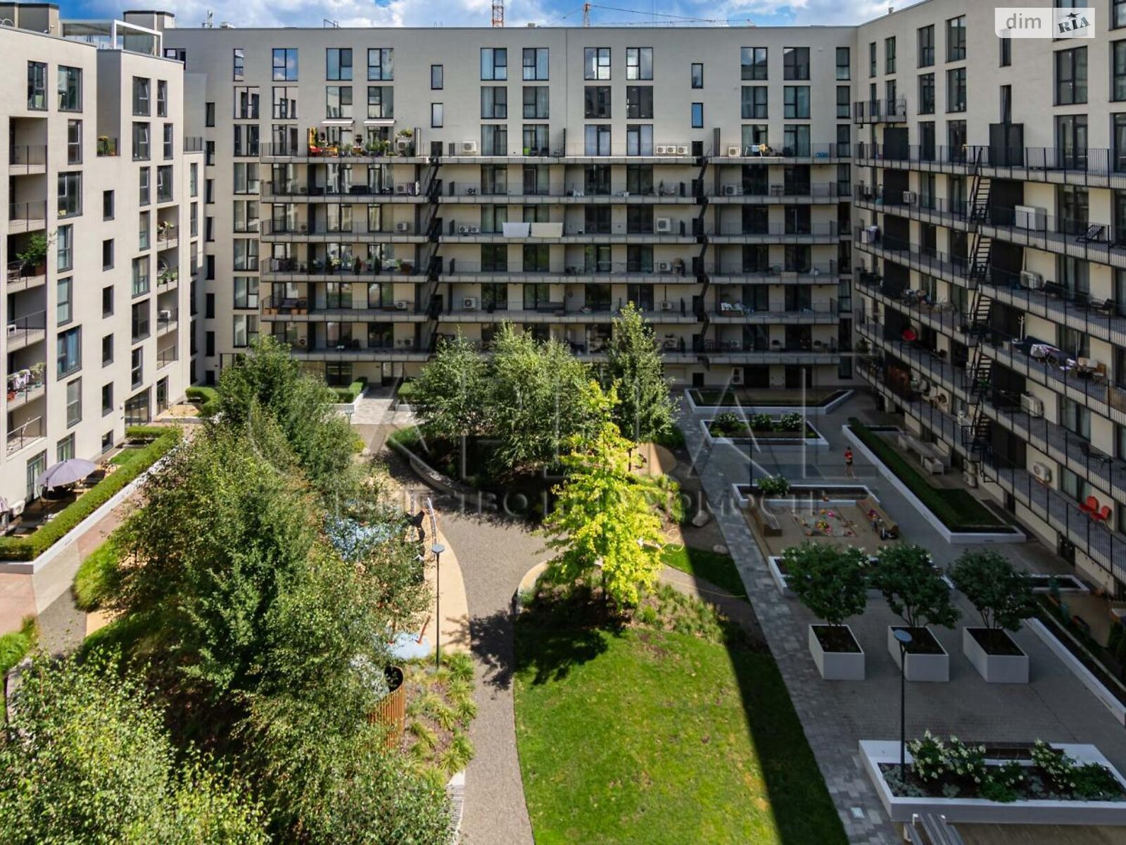 Продажа трехкомнатной квартиры в Киеве, на ул. Набережно-Рыбальская 9, кв. 85, район Подольский фото 1 Продажа трехкомнатной квартиры в Киеве, на ул. Набережно-Рыбальская 9, кв. 85, район Подольский фото 1