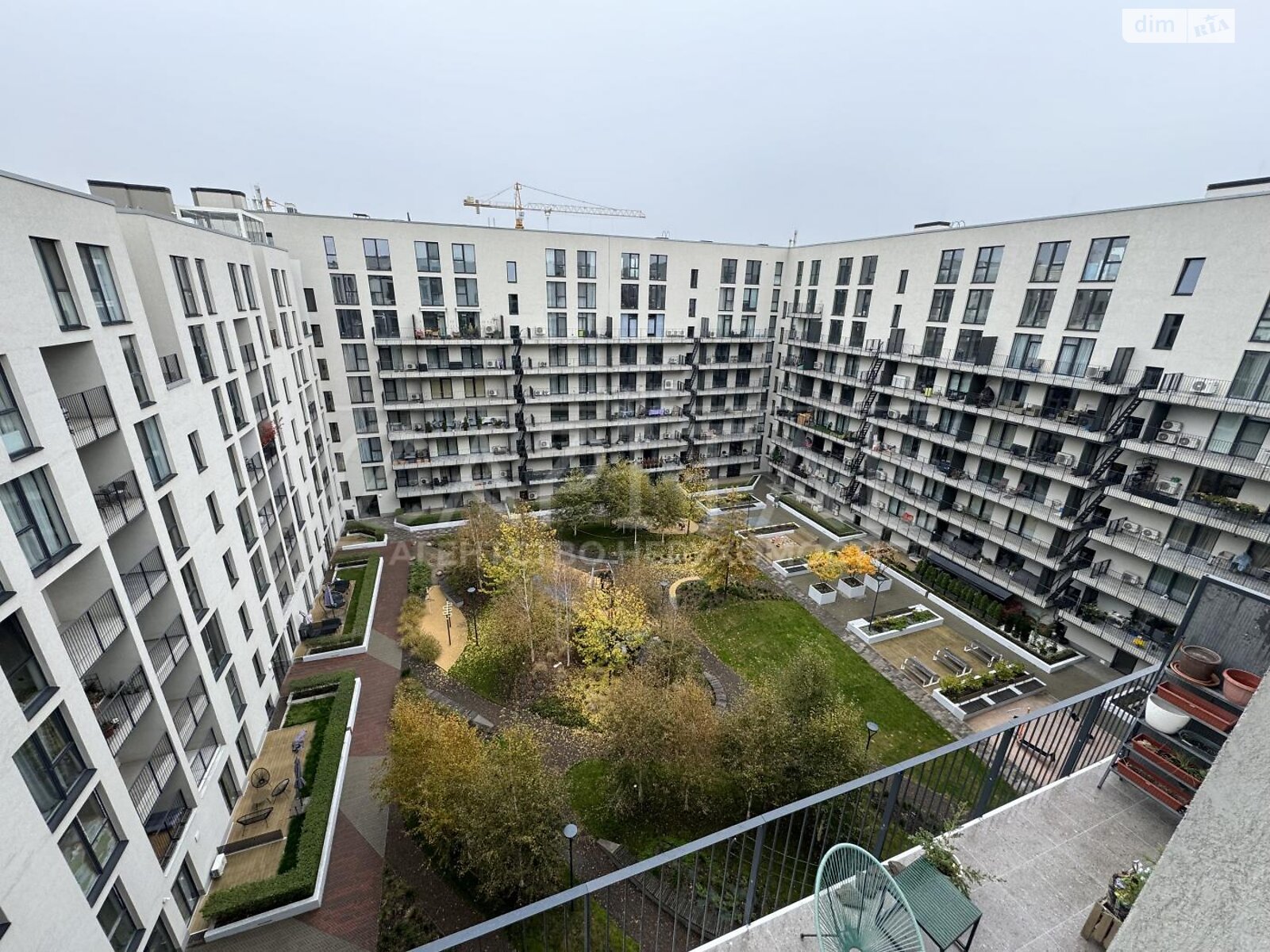 Продажа четырехкомнатной квартиры в Киеве, на ул. Набережно-Рыбальская 9, район Подольский фото 1 Продажа четырехкомнатной квартиры в Киеве, на ул. Набережно-Рыбальская 9, район Подольский фото 1