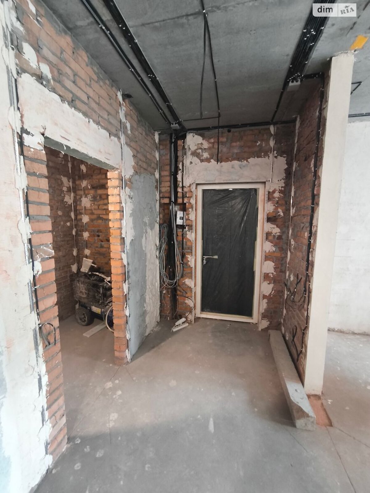 Продаж двокімнатної квартири в Києві, на вул. Набережно-Рибальська 9, район Подільський фото 1 Продаж двокімнатної квартири в Києві, на вул. Набережно-Рибальська 9, район Подільський фото 1