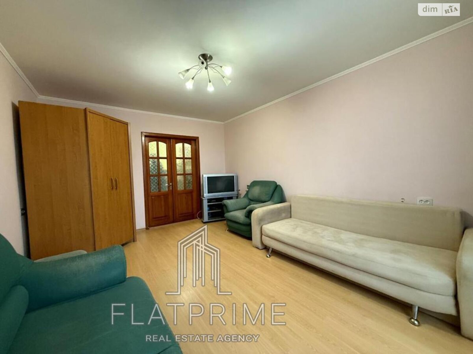 Продажа трехкомнатной квартиры в Киеве, на ул. Николая Садовского 12, район Подольский фото 1