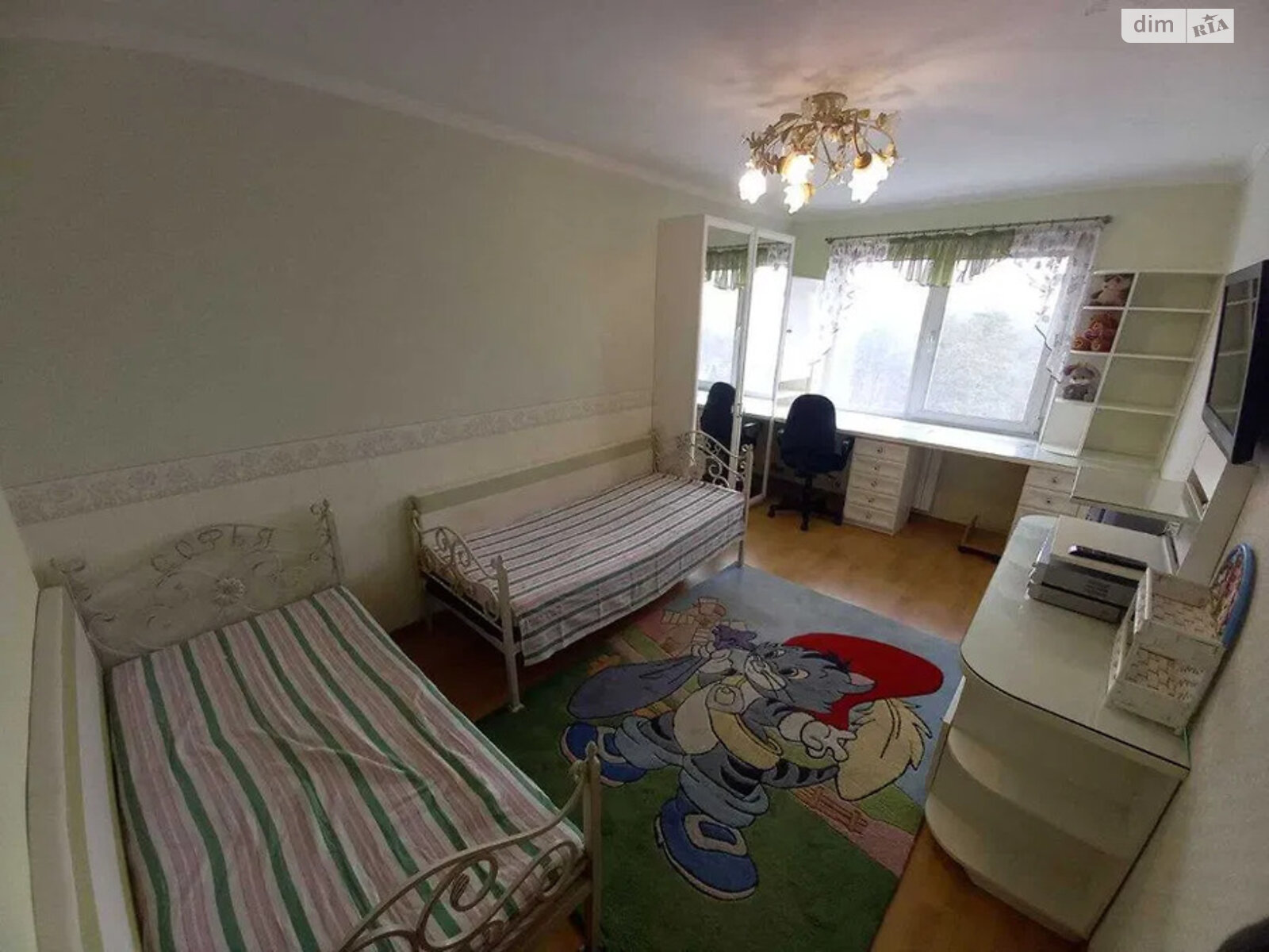 Продажа трехкомнатной квартиры в Киеве, на просп. Гонгадзе Георгия 11, район Подольский фото 1