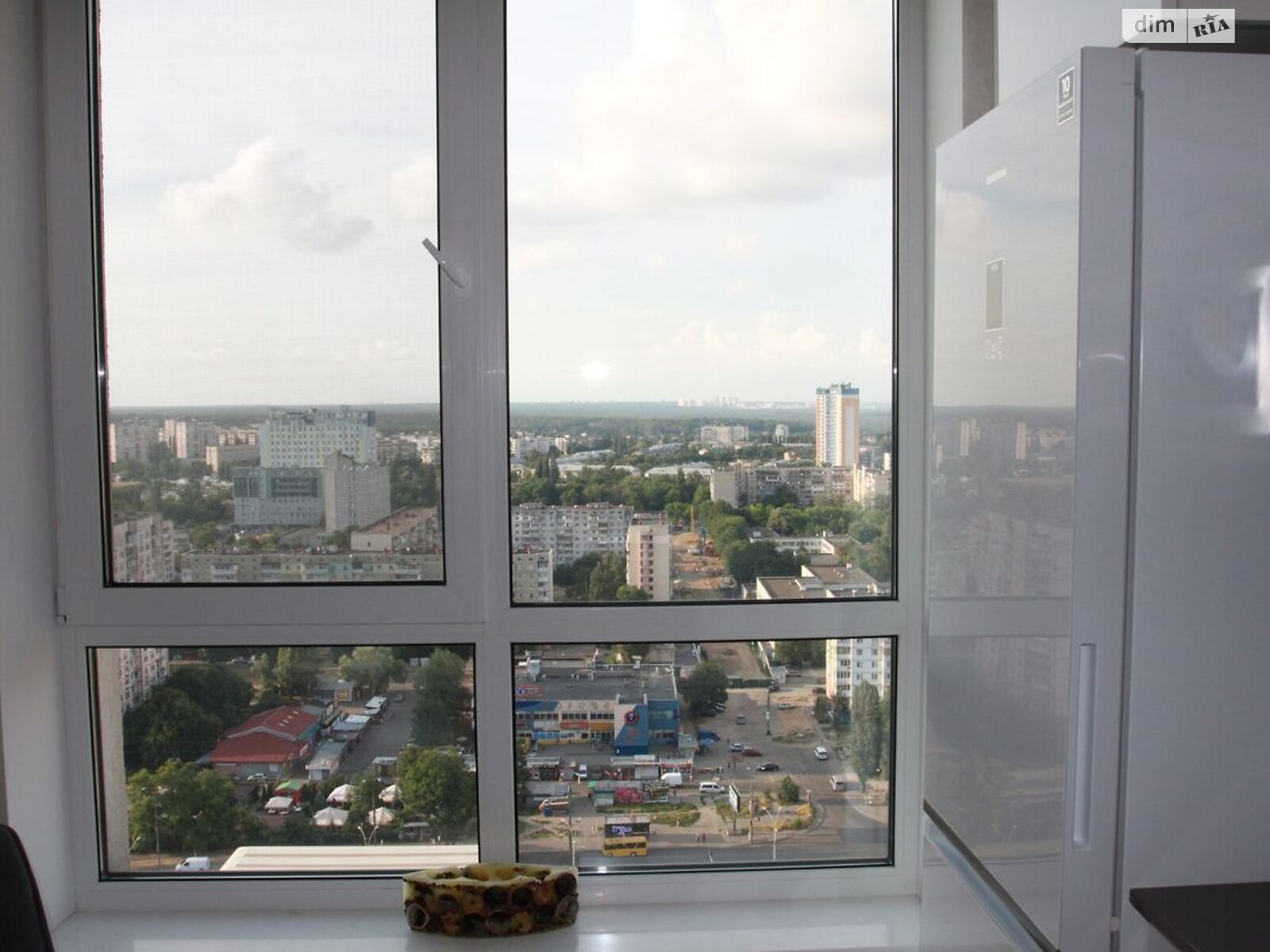 Продажа трехкомнатной квартиры в Киеве, на просп. Правды, район Подольский фото 1