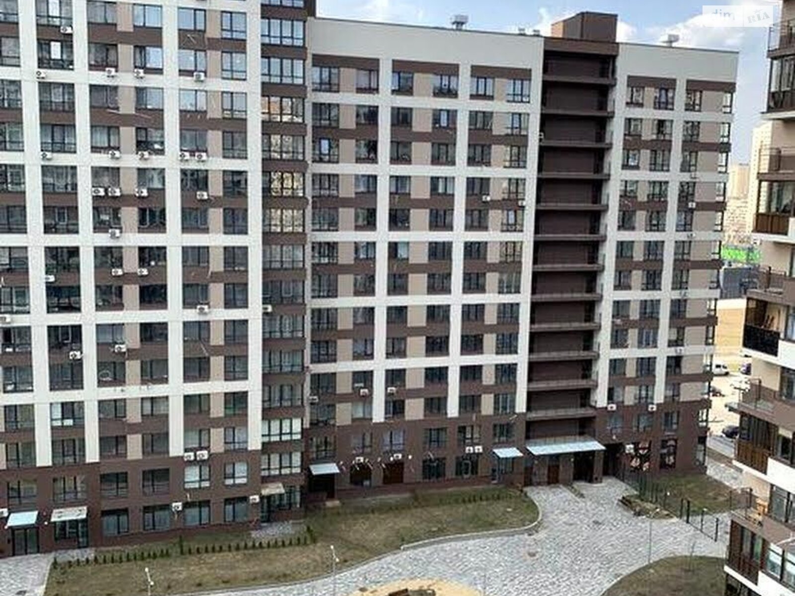 Продажа двухкомнатной квартиры в Киеве, на просп. Европейского Союза 45, район Подольский фото 1