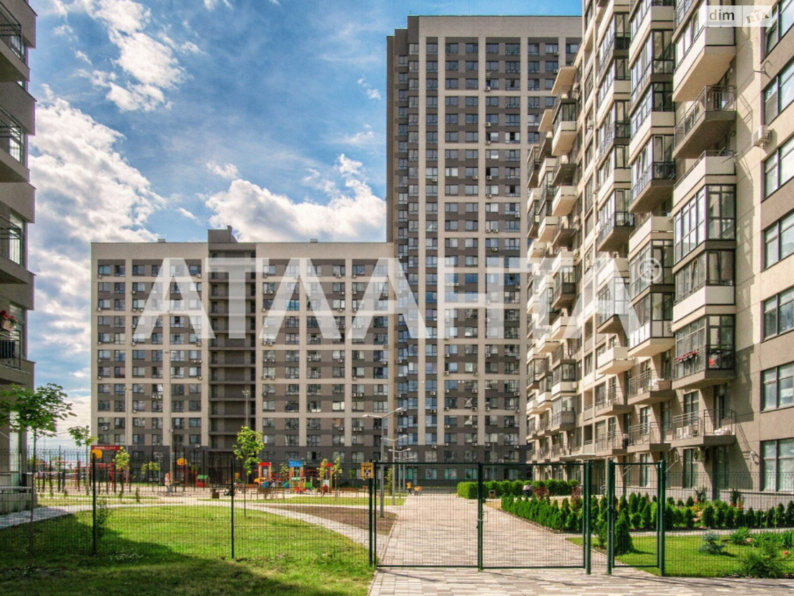 Продажа однокомнатной квартиры в Киеве, на ул. Семьи Кристеров, район Подольский фото 1 Продажа однокомнатной квартиры в Киеве, на ул. Семьи Кристеров, район Подольский фото 1