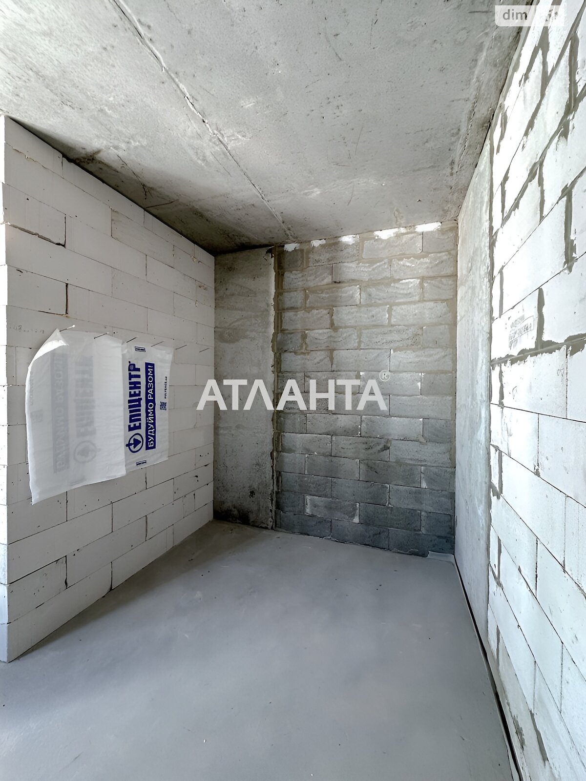 Продаж однокімнатної квартири в Києві, на вул. Сергія Данченка, район Подільський фото 1 Продаж однокімнатної квартири в Києві, на вул. Сергія Данченка, район Подільський фото 1