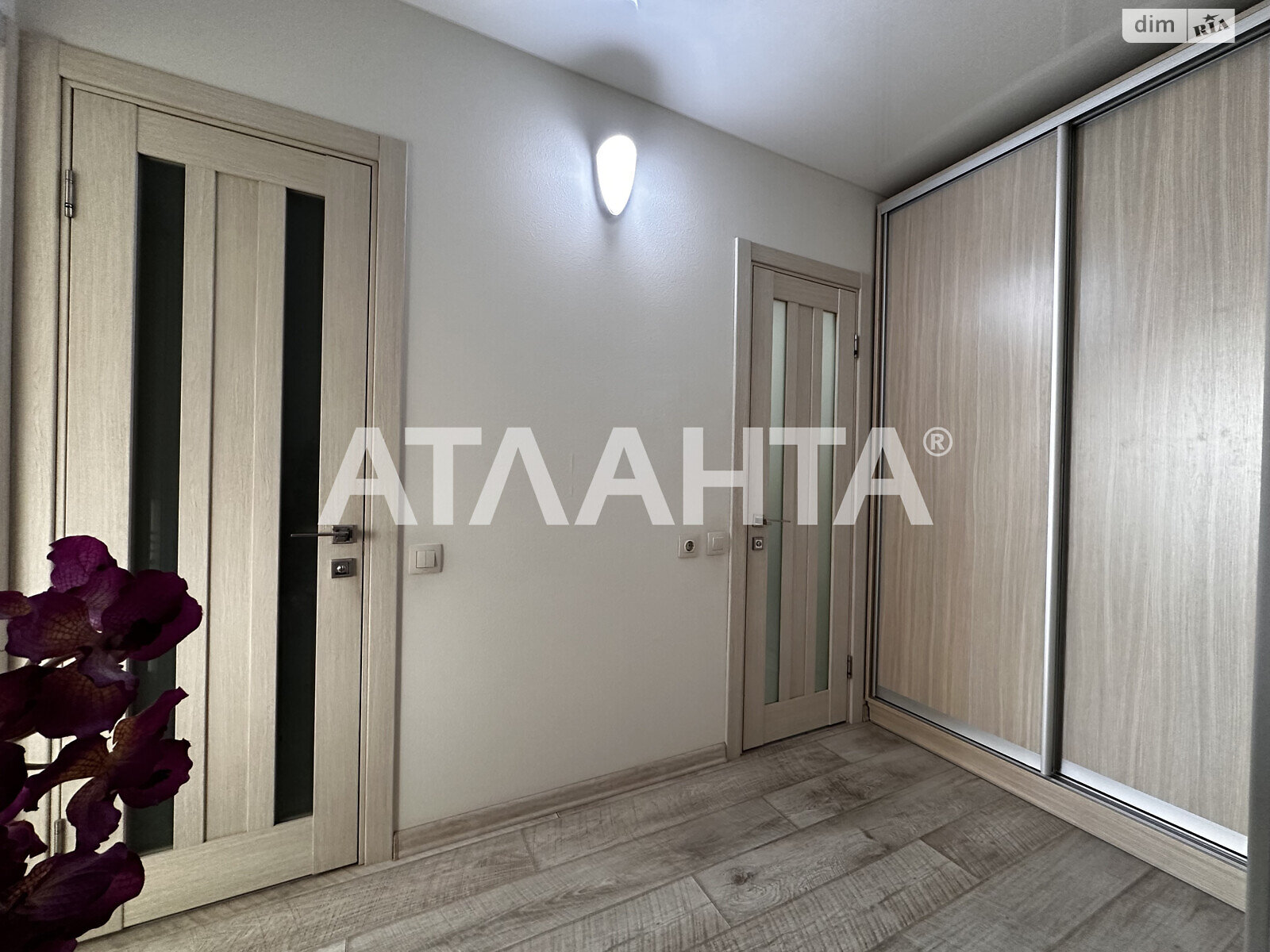 Продажа двухкомнатной квартиры в Киеве, на ул. Сергeя Данченко 3 корпус 3, район Подольский фото 1 Продажа двухкомнатной квартиры в Киеве, на ул. Сергeя Данченко 3 корпус 3, район Подольский фото 1