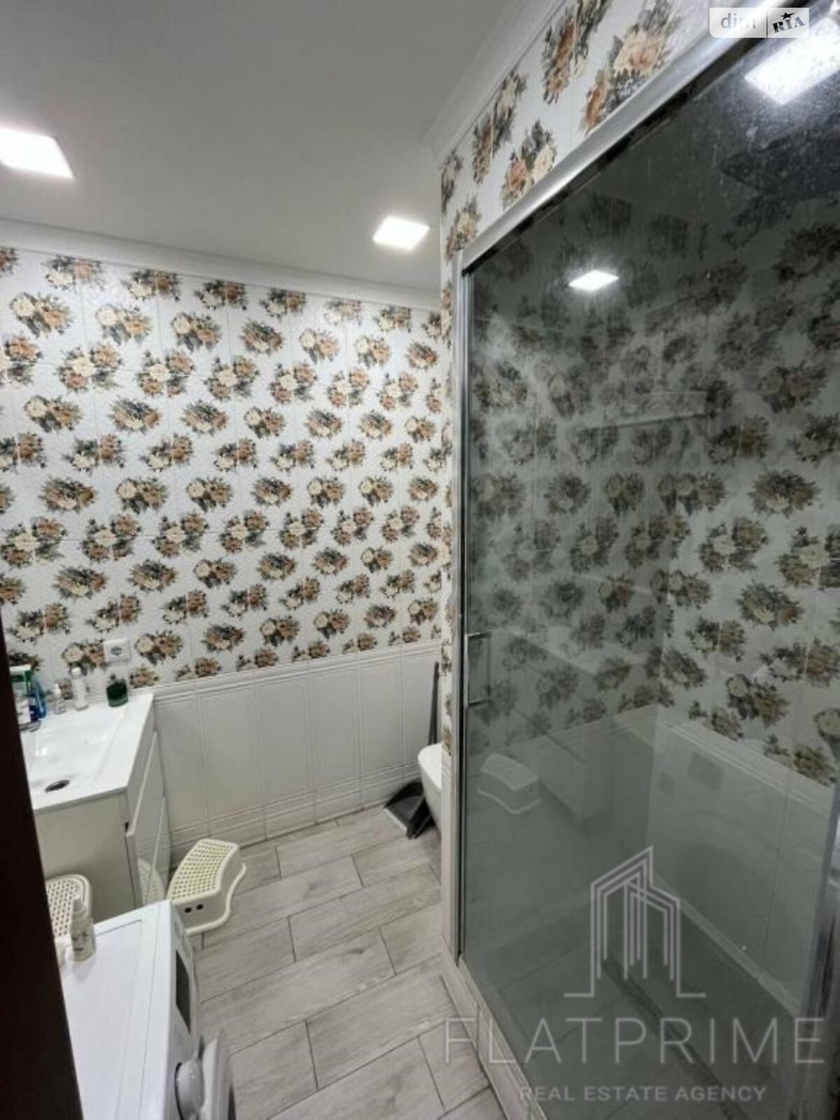 Продаж трикімнатної квартири в Києві, на вул. Сергія Данченка 3, район Подільський фото 1 Продаж трикімнатної квартири в Києві, на вул. Сергія Данченка 3, район Подільський фото 1