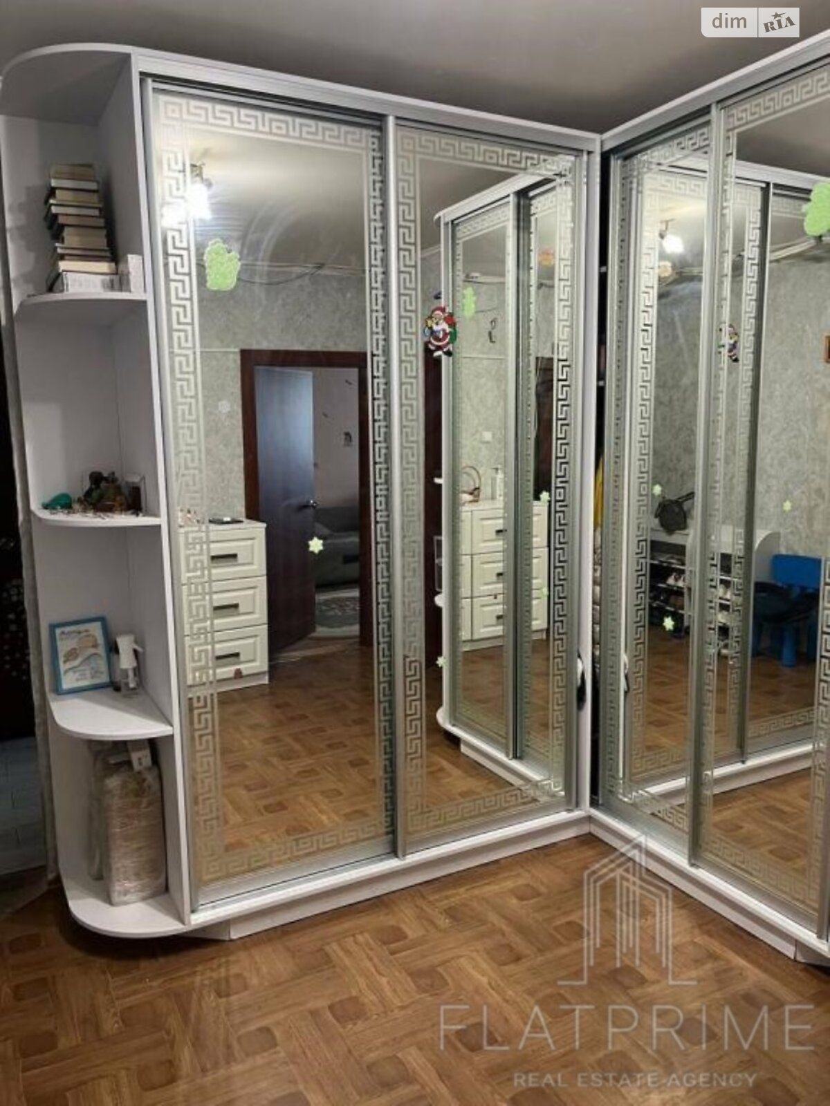 Продаж трикімнатної квартири в Києві, на вул. Сергія Данченка 3, район Подільський фото 1 Продаж трикімнатної квартири в Києві, на вул. Сергія Данченка 3, район Подільський фото 1