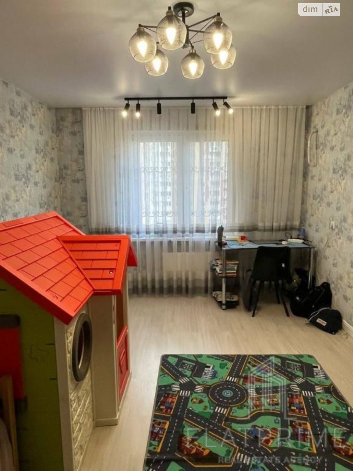 Продаж трикімнатної квартири в Києві, на вул. Сергія Данченка 3, район Подільський фото 1 Продаж трикімнатної квартири в Києві, на вул. Сергія Данченка 3, район Подільський фото 1