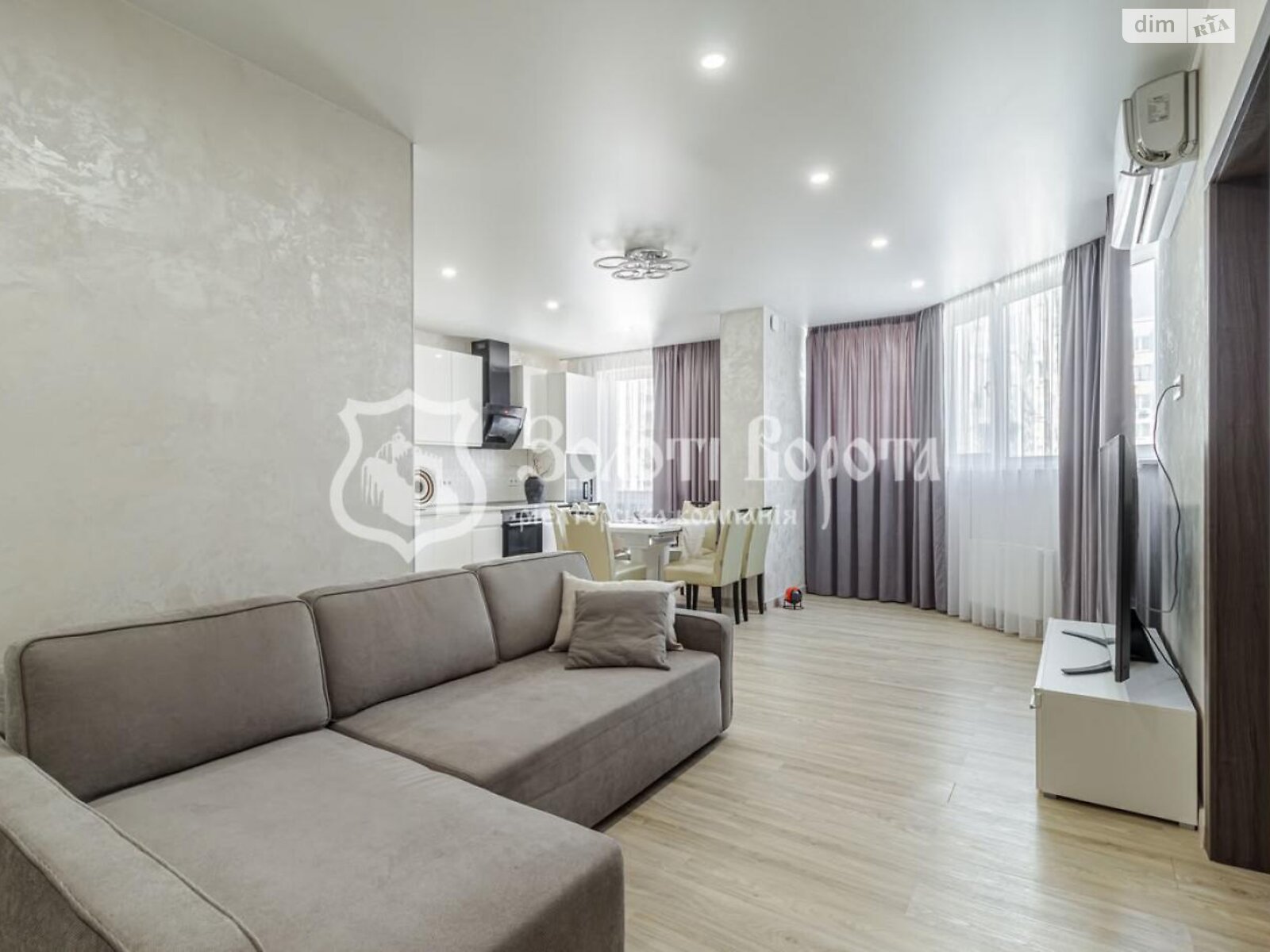 Продаж п`ятикімнатної квартири в Києві, на вул. Сергія Данченка 32Б, район Подільський фото 1 Продаж п`ятикімнатної квартири в Києві, на вул. Сергія Данченка 32Б, район Подільський фото 1