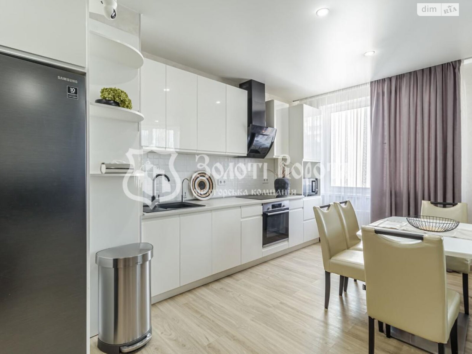 Продаж п`ятикімнатної квартири в Києві, на вул. Сергія Данченка 32Б, район Подільський фото 1 Продаж п`ятикімнатної квартири в Києві, на вул. Сергія Данченка 32Б, район Подільський фото 1