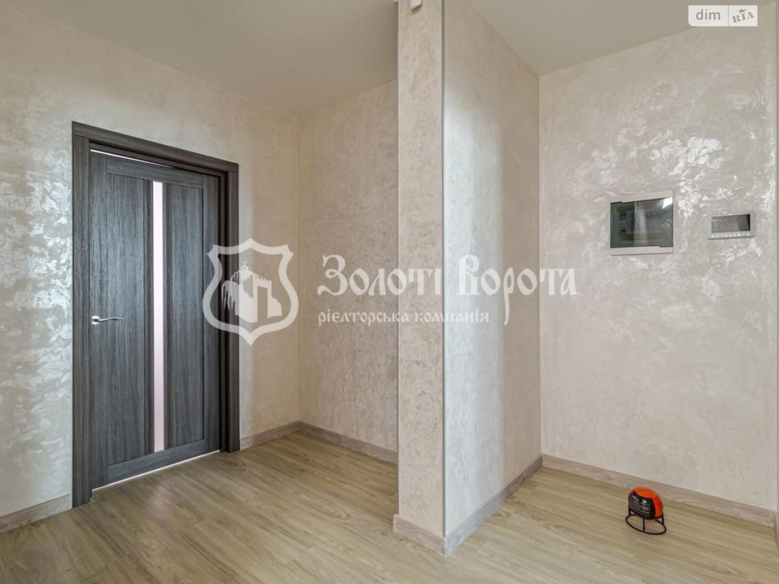 Продаж п`ятикімнатної квартири в Києві, на вул. Сергія Данченка 32Б, район Подільський фото 1 Продаж п`ятикімнатної квартири в Києві, на вул. Сергія Данченка 32Б, район Подільський фото 1