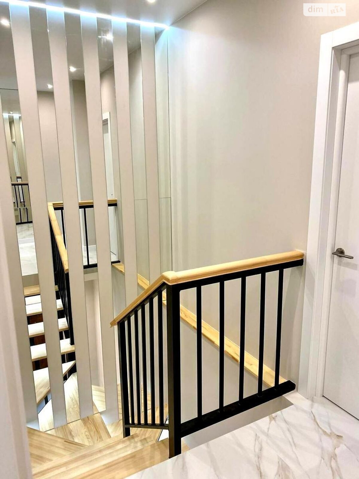 Продажа двухкомнатной квартиры в Киеве, на ул. Сергeя Данченко 34А, район Подольский фото 1