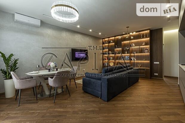 Продажа двухкомнатной квартиры в Киеве, на ул. Спасская 35 район Подольский фото 1 Продажа двухкомнатной квартиры в Киеве, на ул. Спасская 35 район Подольский фото 1
