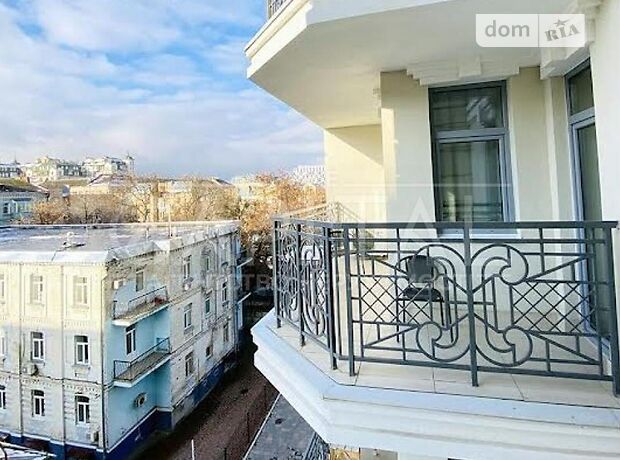 Продажа трехкомнатной квартиры в Киеве, на ул. Спасская 35 район Подольский фото 1