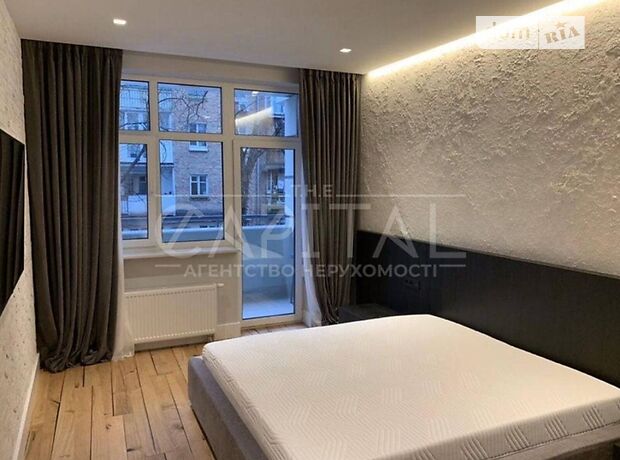 Продажа трехкомнатной квартиры в Киеве, на ул. Спасская 35 район Подольский фото 1 Продажа трехкомнатной квартиры в Киеве, на ул. Спасская 35 район Подольский фото 1