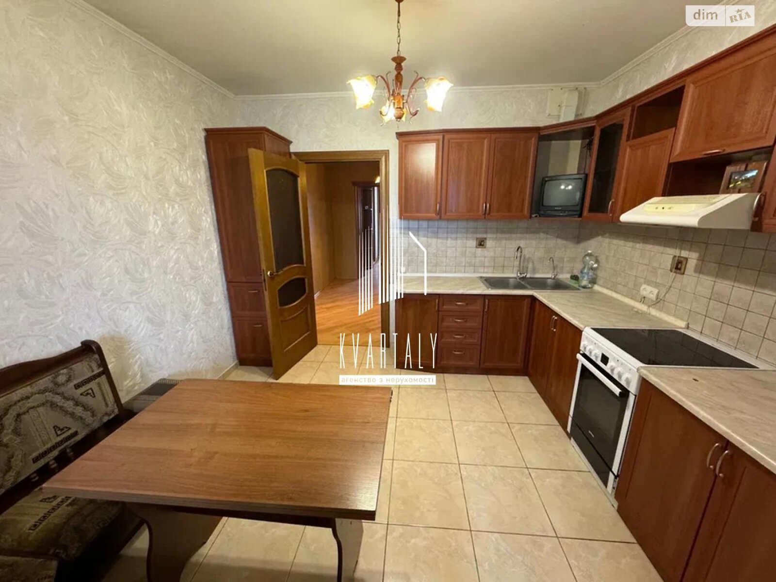 Продажа трехкомнатной квартиры в Киеве, на ул. Тираспольская 47, район Подольский фото 1 Продажа трехкомнатной квартиры в Киеве, на ул. Тираспольская 47, район Подольский фото 1