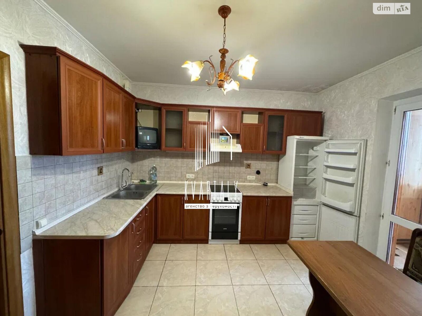 Продажа трехкомнатной квартиры в Киеве, на ул. Тираспольская 47, район Подольский фото 1 Продажа трехкомнатной квартиры в Киеве, на ул. Тираспольская 47, район Подольский фото 1