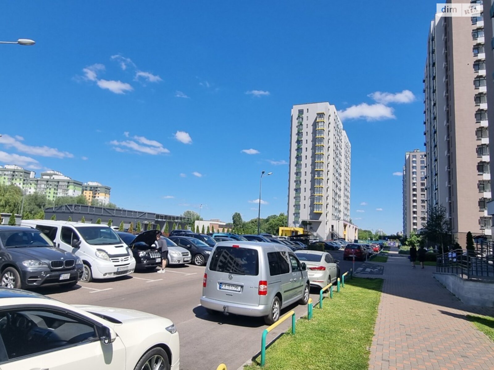 Продажа трехкомнатной квартиры в Киеве, на ул. Тираспольская 52А, кв. 164, район Подольский фото 1