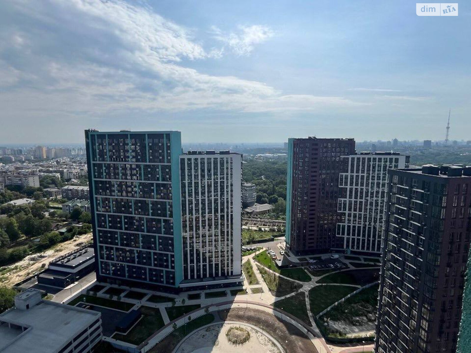 Продажа четырехкомнатной квартиры в Киеве, на ул. Виктора Некрасова 8, район Подольский фото 1