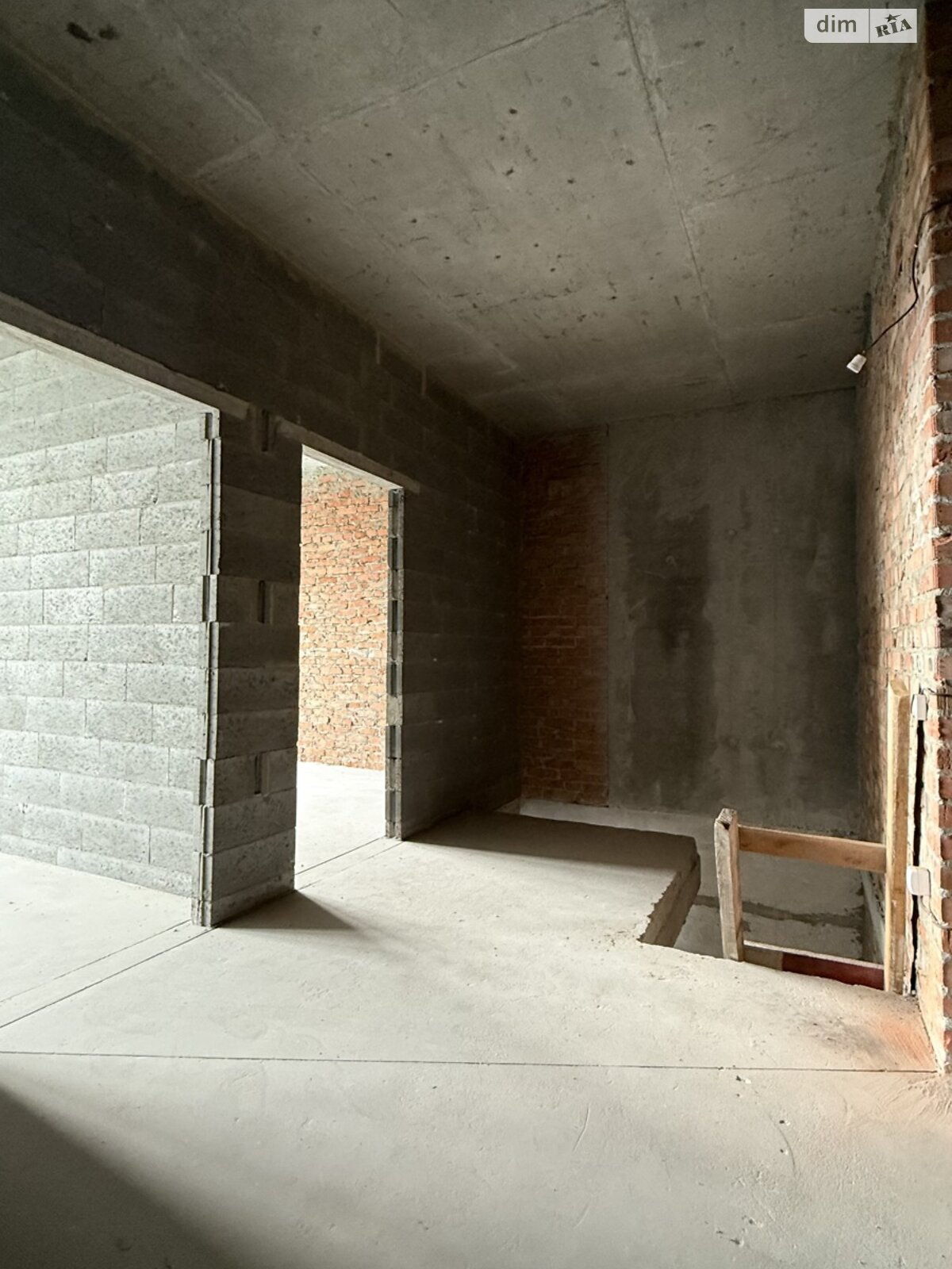 Продажа четырехкомнатной квартиры в Киеве, на ул. Виктора Некрасова 8, район Подольский фото 1