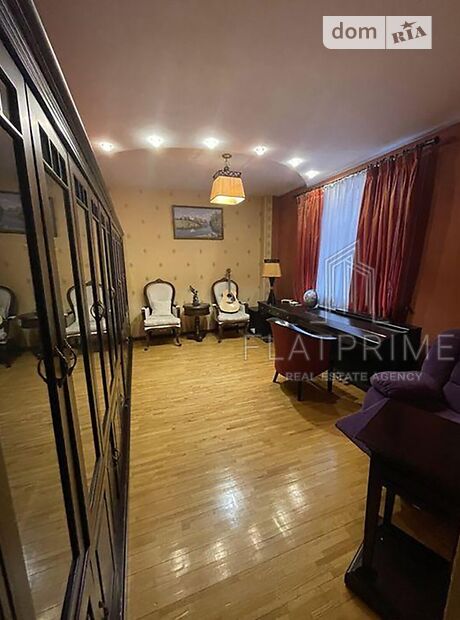Продажа шестикомнатной квартиры в Киеве, на ул. Волосская 50\38 район Подольский фото 1 Продажа шестикомнатной квартиры в Киеве, на ул. Волосская 50\38 район Подольский фото 1